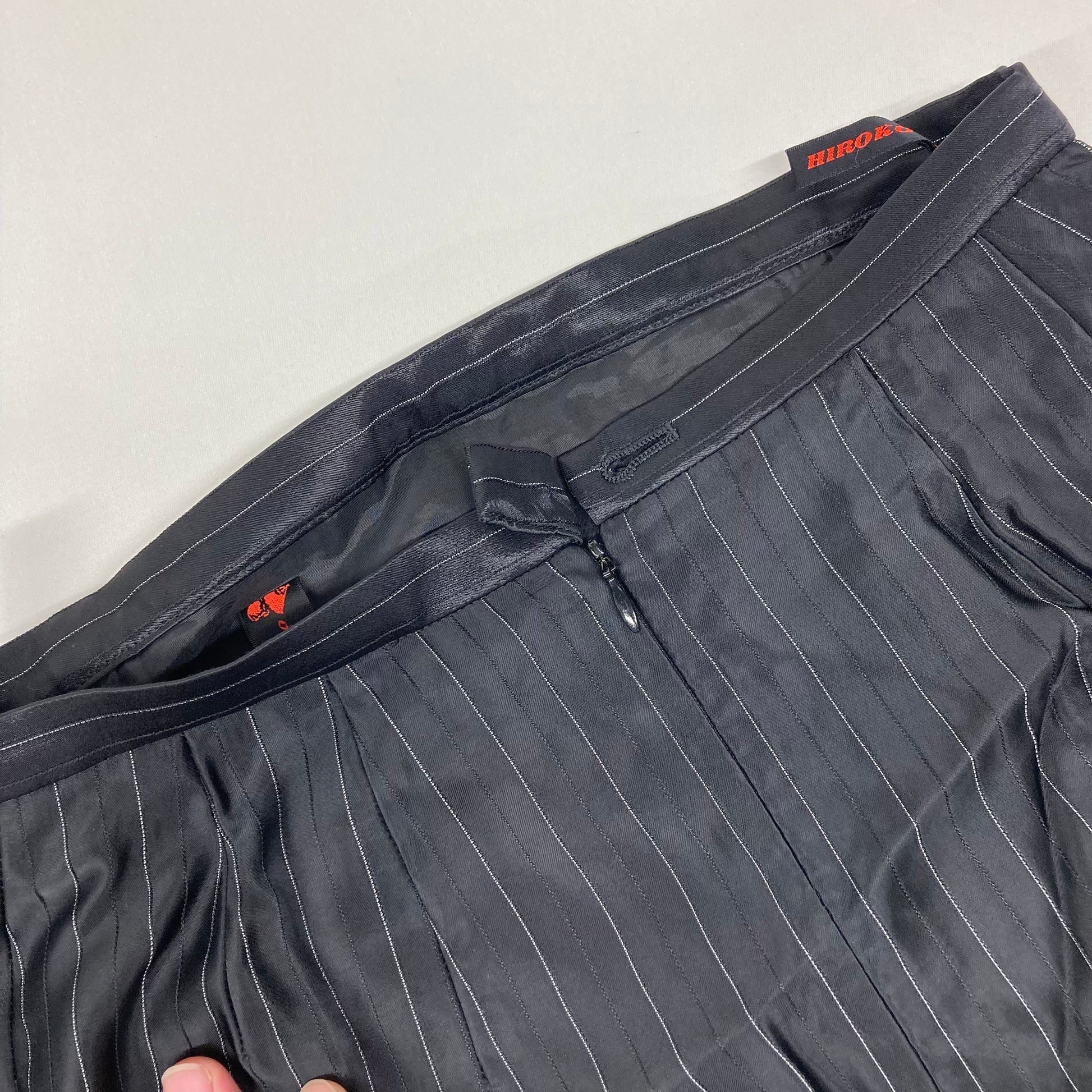 ファスナー交換 (1箇所につき)|服直し早太郎net||onaoshi hayataro net